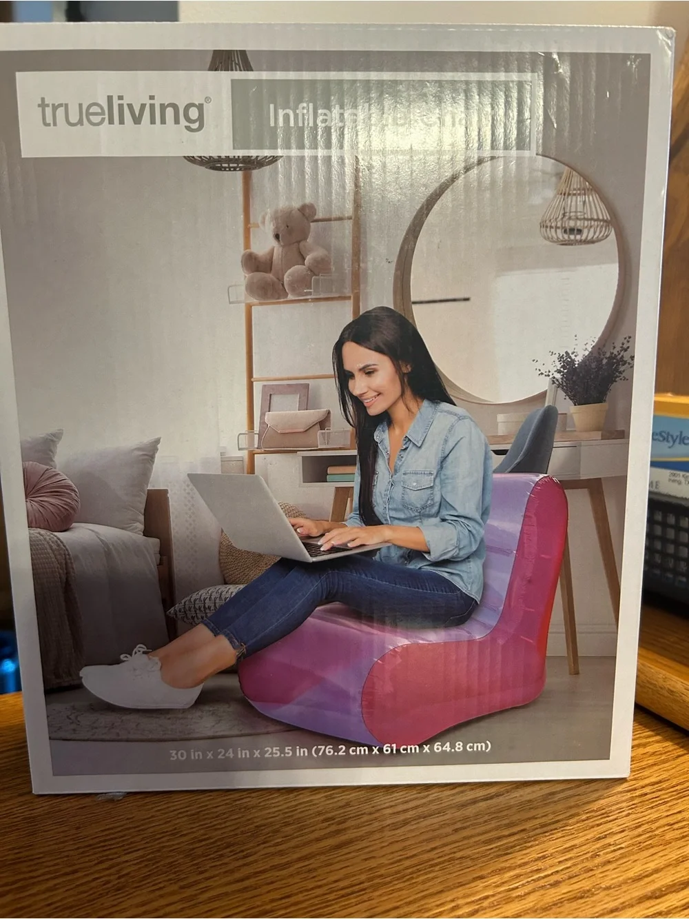 Trueliving Inflatable Pink Lounge Chair